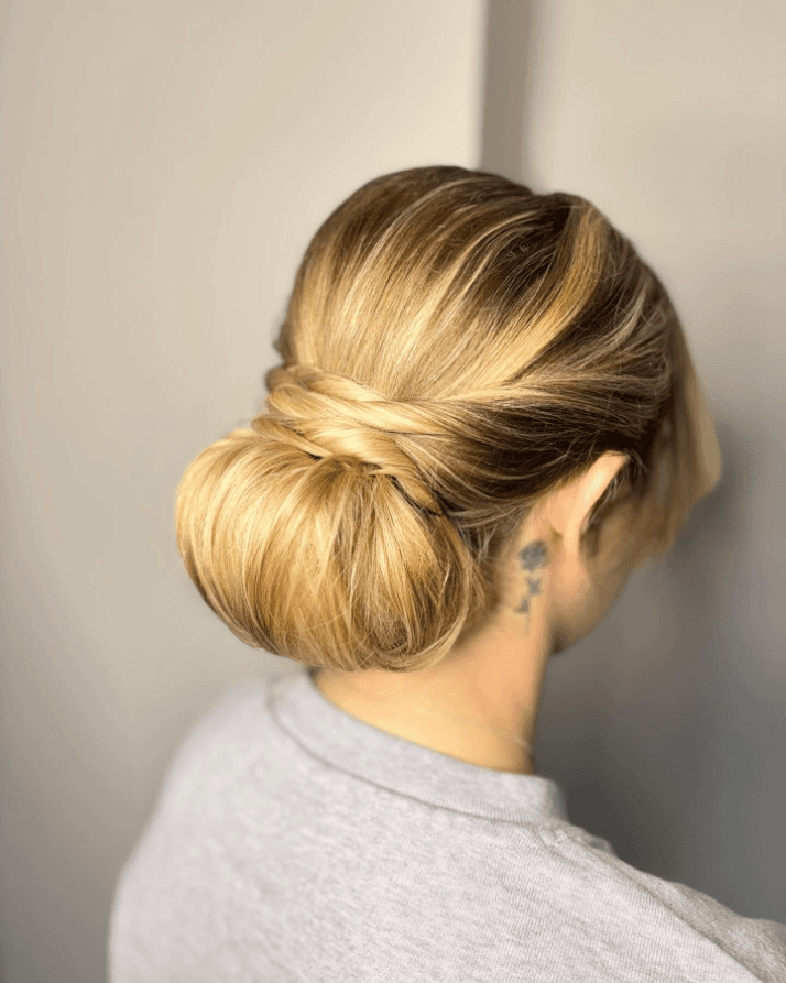 Elegant Nape Bun Style