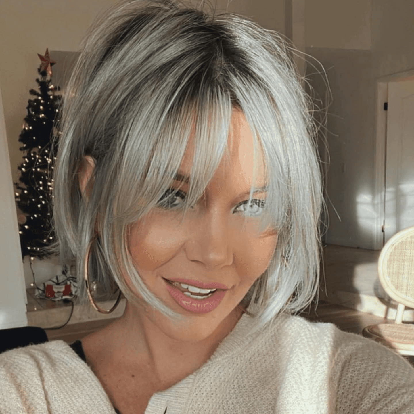 Chic Summer Silver Bob