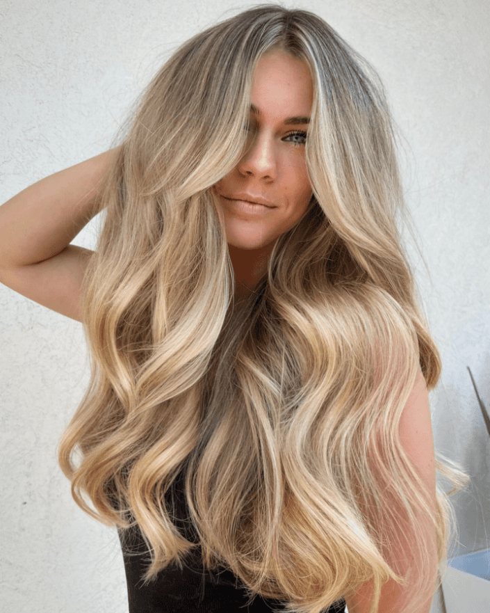 Sunlit Effortless Waves