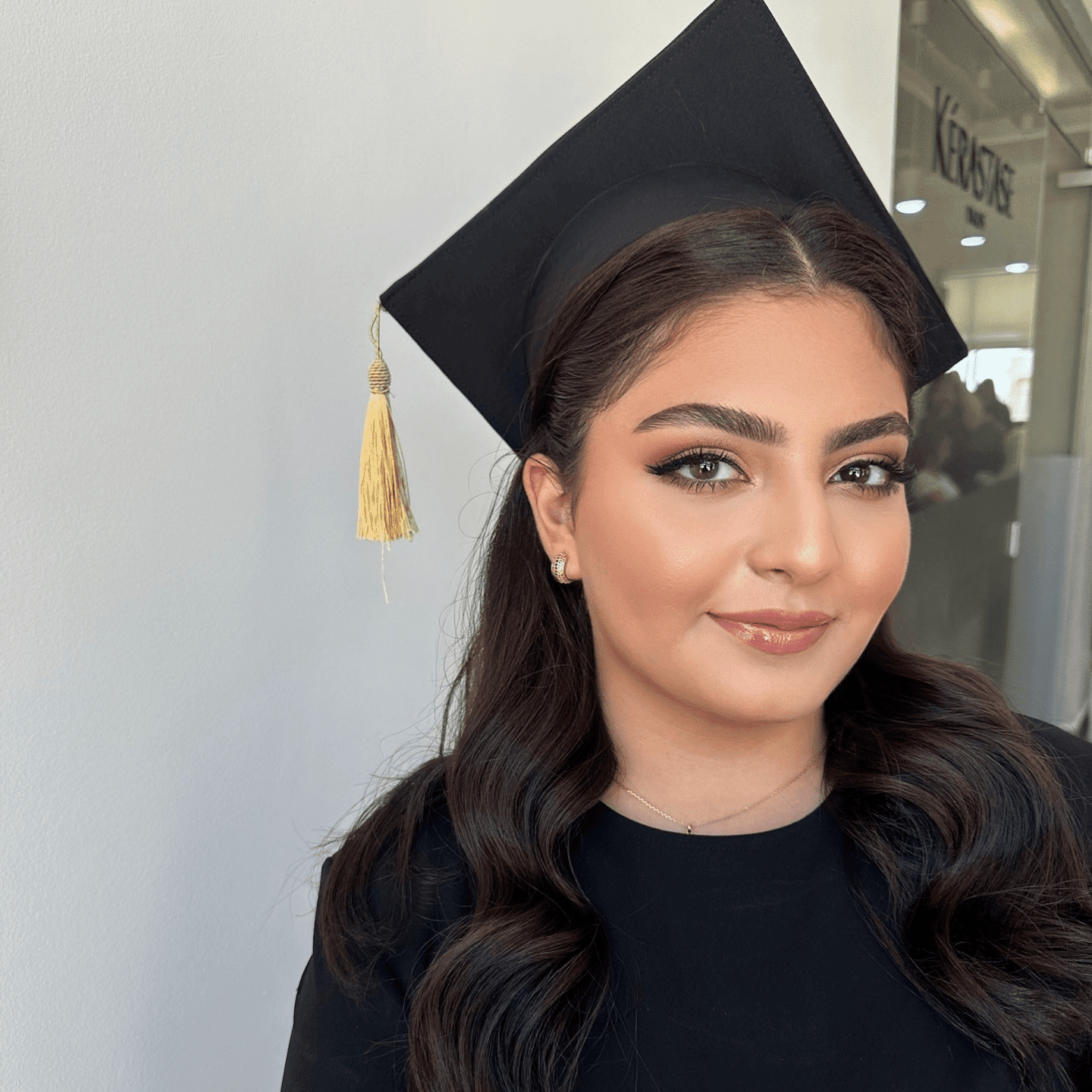 Effortlessly Elegant Graduation Waves