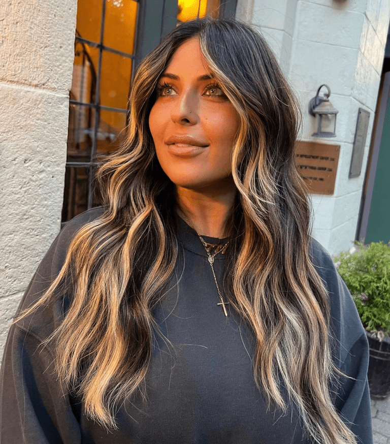 Effortless Waves Bold Highlights