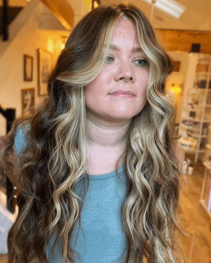 Bold Blonde Waves