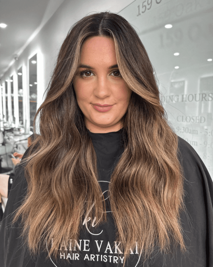 Radiant Bronde Waves