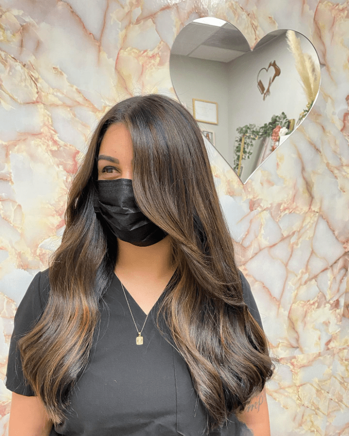 Effortlessly Chic Balayage Waves