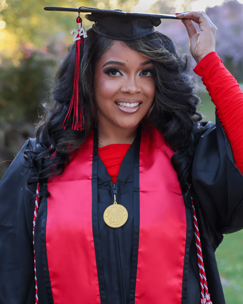 27 Chic Hairstyles for Black Women’s Graduation