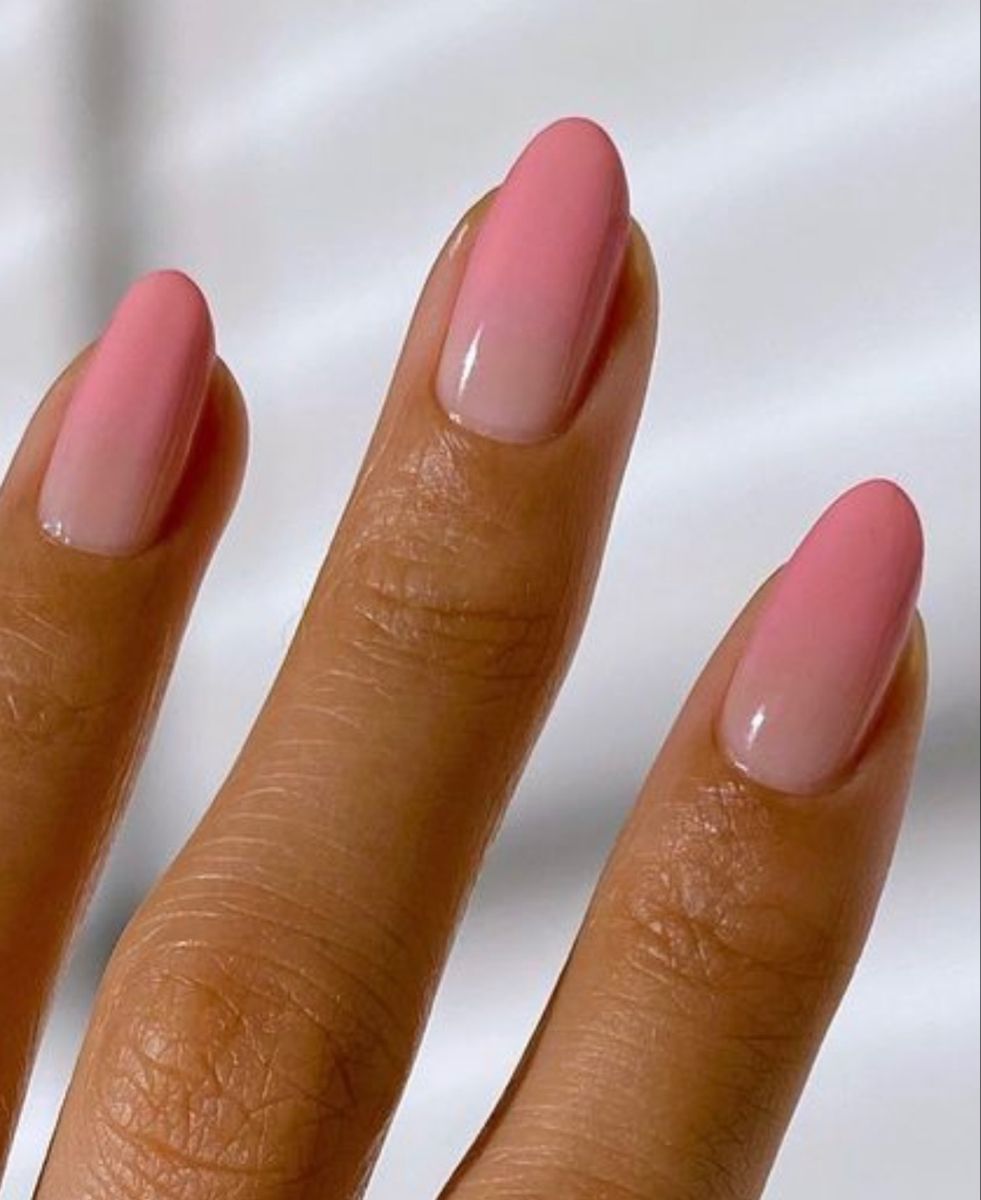 Pink Ombre Nail Ideas 2025