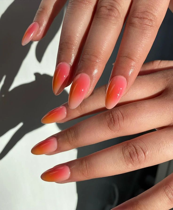 Summer ombré nails warm tones design