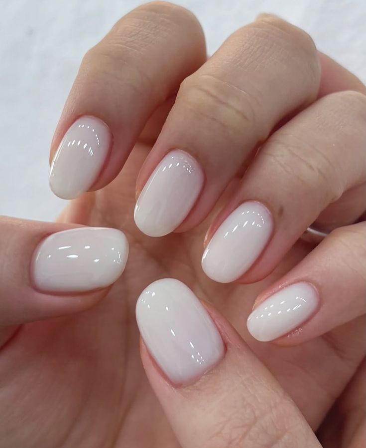 Shiny manicure of nail for milk baths