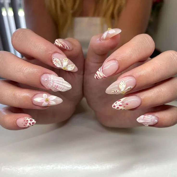 Mands Shell Leopard Print and Flower Summer Nails