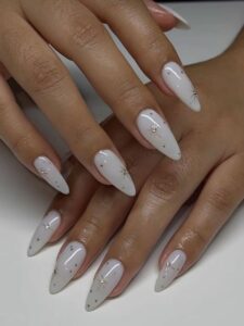 29 ideas for white nails for your other minimal manicure