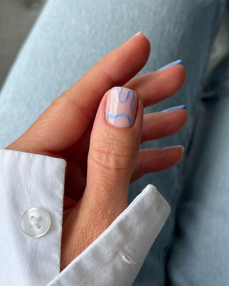 Short nails blue wavy lines