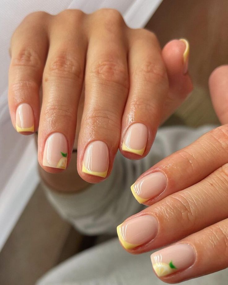 Lemon short French nails