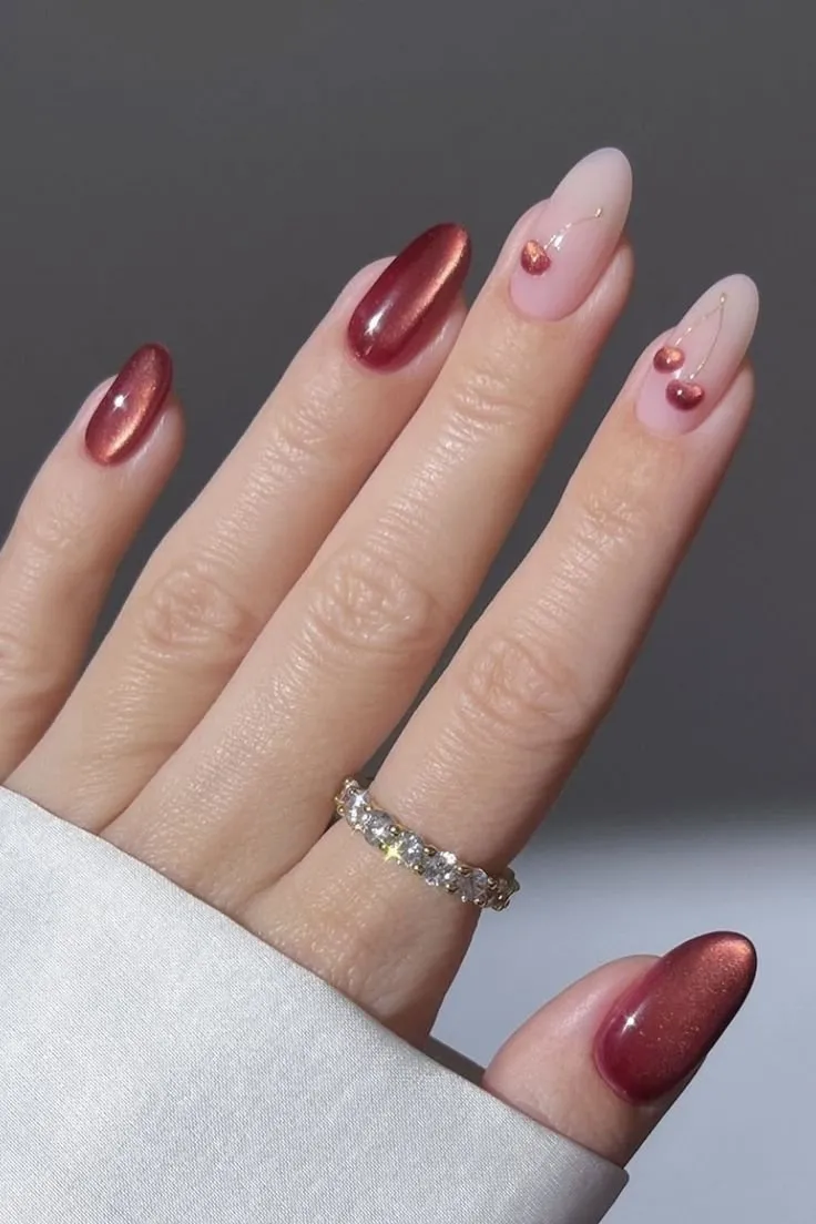 Red nails cateye with cherries