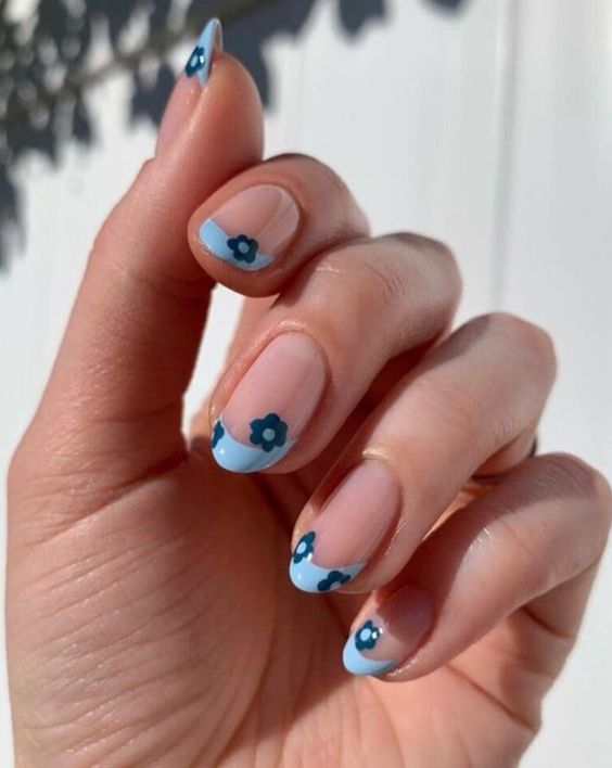 Flower French nails