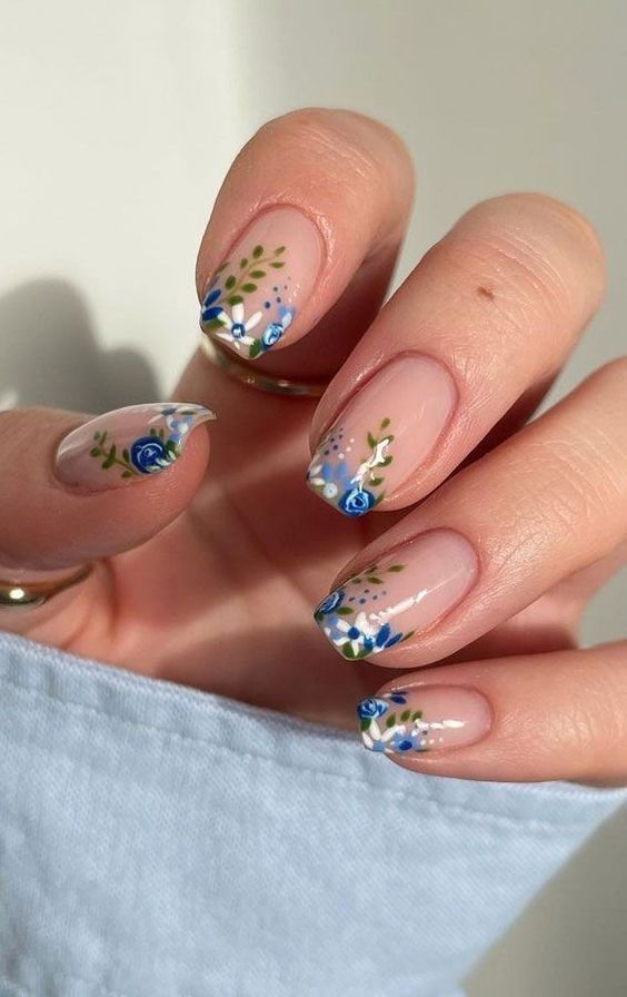 Blue Floral Nail Art Design