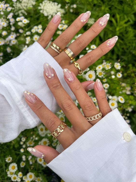 White floral nails for spring