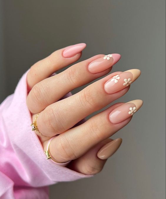Pastel flower nails
