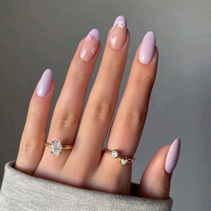 Pastel flower nails