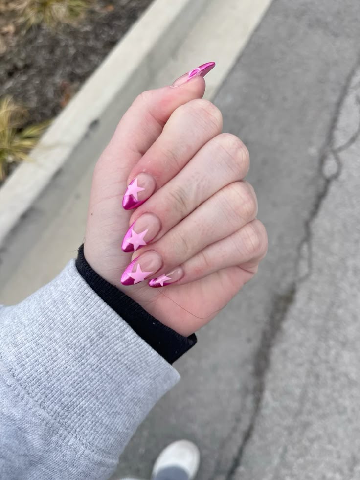 Pink Star Nails Ideas 2025
