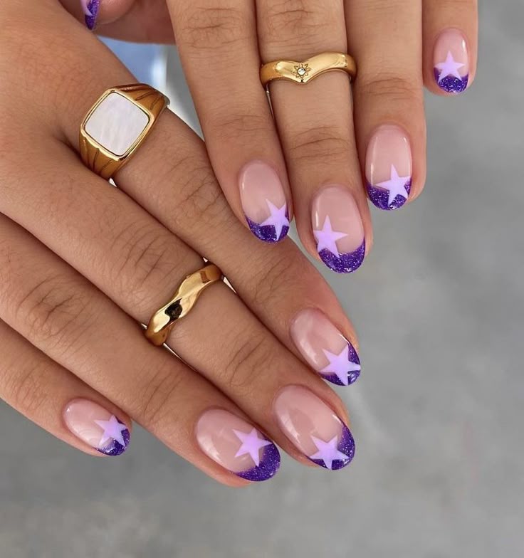 French nails with stars