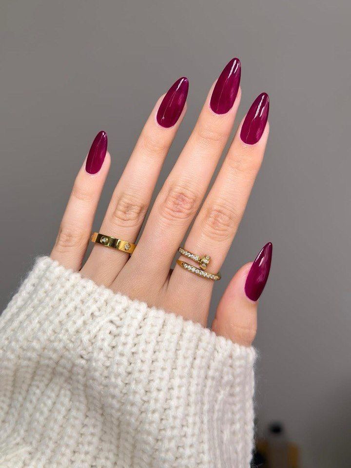 Fushia Pink Cat Eye Nails Design