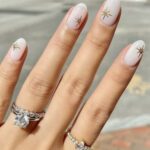 Ideas 42 Star Nails that completely nail the heavenly trend